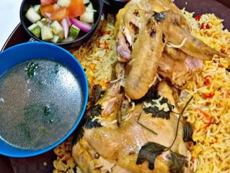Nasi Arab homemade dengan ayam rebus wangi dan sambal merah Arab