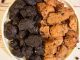 Cookies homemade ala Famous Amos dalam balang kedap udara