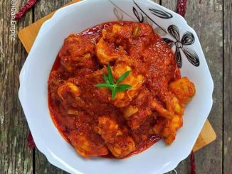Ayam masak merah kenduri dengan kuah pekat berkilat