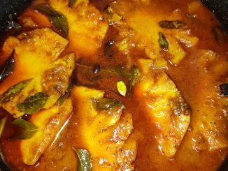 Pajeri nanas pekat tanpa santan dimasak hingga rempah pecah minyak