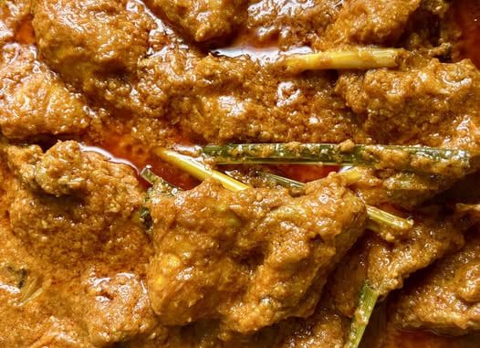 Ayam Masak Ros Nasi Kandar Penang berkuah pekat dengan rempah wangi