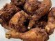Ayam goreng ketumbar rangup dan wangi dalam pinggan siap dihidang