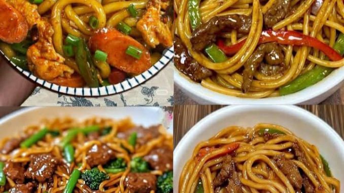 Mee udon goreng pedas dengan sosej, telur dan cili hijau – disajikan panas dalam pinggan.
