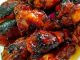 Ayam masak madu melekit berkilat dan berkaramel dalam pinggan – resepi mudah, sedap dan wangi macam restoran.
