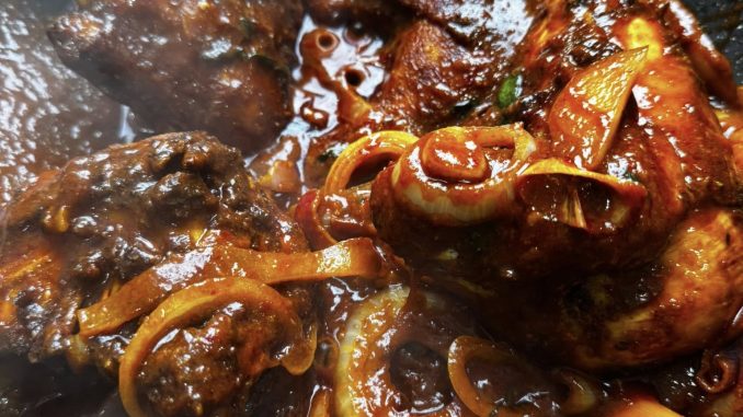 Ayam masak sambal bawang ala mamak bersalut sambal pekat
