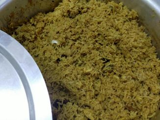 Nasi Arab kabsah ayam dengan beras basmati dan ayam berempah