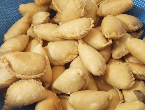 kulit karipap rangup keemasan siap digoreng