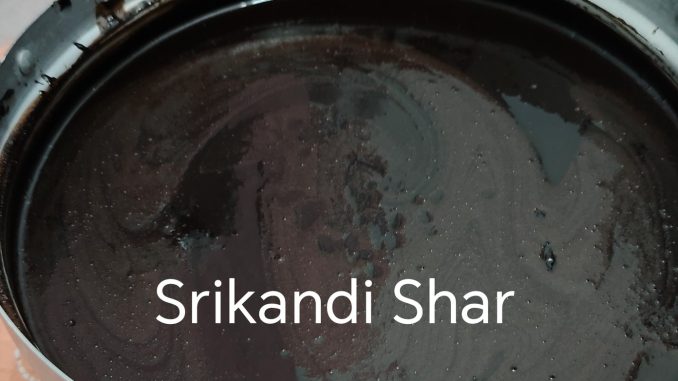 Coklat ganache pekat dan berkilat dibuat menggunakan serbuk koko, sesuai sebagai sapuan kek dan topping pencuci mulut.