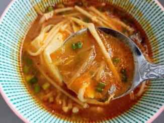 Kimchi Jjigae versi tekak Melayu yang tidak pedas dan masam sedap