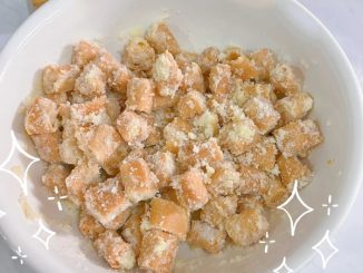 popia susu rangup dan manis dihidang dalam mangkuk