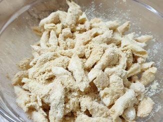 Popia nestum rangup bersalut serbuk manis dalam balang